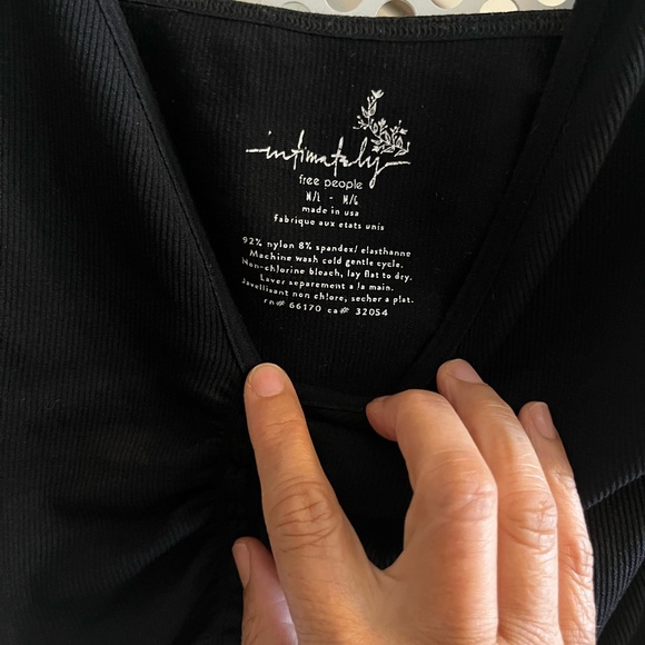 Free People Intimately Cropped Tank/Bra Top Size Medium/Large in Black. Ruching - Picture 5 of 7